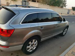 2007 اودي كيو٧ Prestige