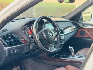 2011 BMW X5 M