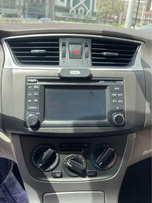 2014 Nissan Tiida SE