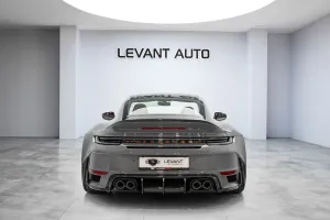 2024 بورش 911 كاريرا