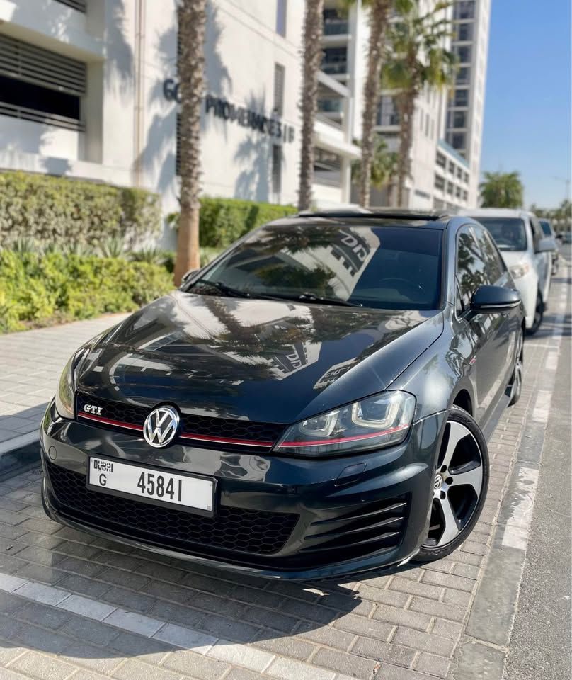 2014 فولجس فاجن جولف GTI