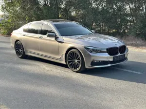 2017 بي أم دابليو الفئة - 7 730LI