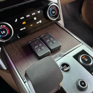 2023 Land Rover Range Rover SE