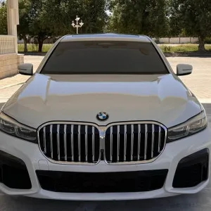 2021 BMW 7-Series 740i