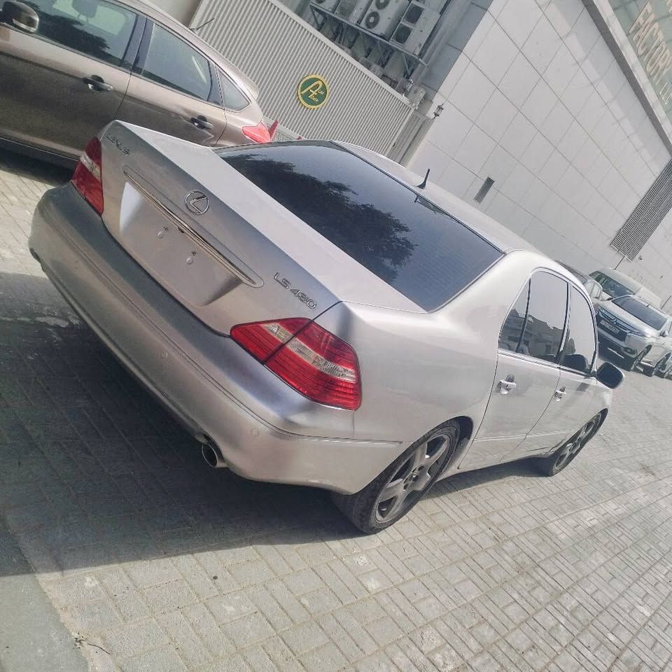 2005 لكزس آل آس ٤٣٠