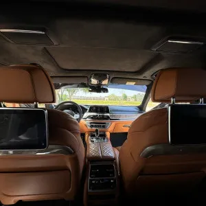 2021 BMW 7-Series 740i