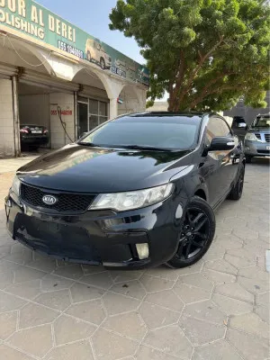 2010 كيا سيراتو EX hatchback