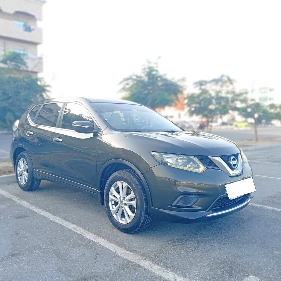 2015 نيسان اكس تريل ST-L