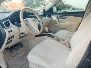 2015 نيسان اكس تريل ST-L