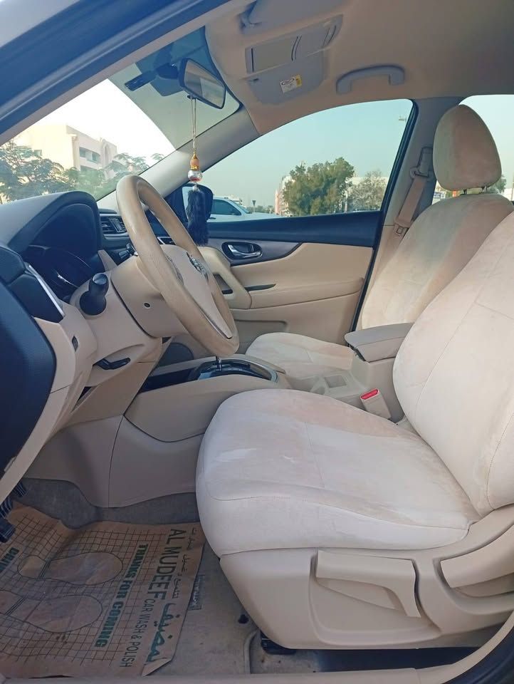 2015 نيسان اكس تريل ST-L
