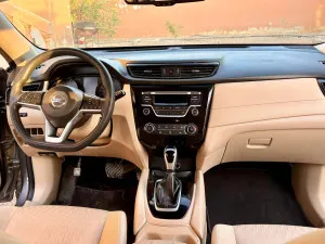 2019 نيسان اكس تريل SL