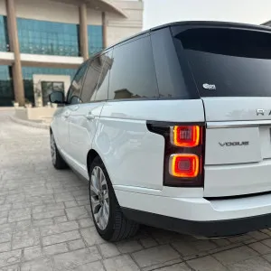 2019 لاند روفر رينج روفر SE