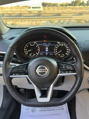 2021 نيسان آلتيما SV