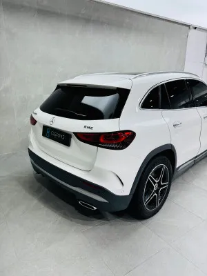 2021 مرسيدس-بنز GLA - جي ال اي GLA200
