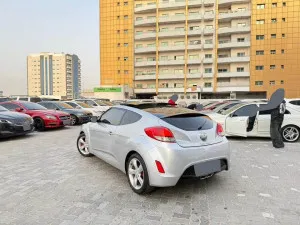 2014 هيونداي فوليستر Limited