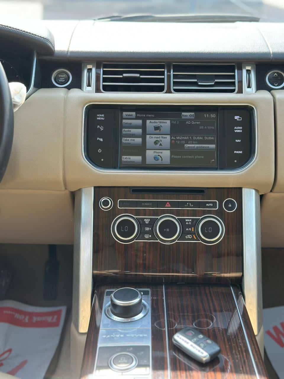 2014 Land Rover Range Rover SE