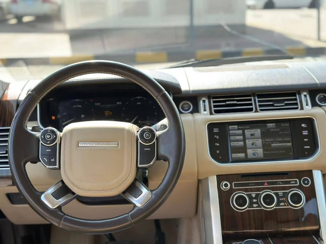 2014 Land Rover Range Rover SE