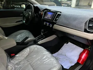 2022 هوندا سيتي LX