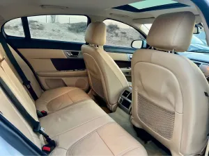 2015 جاكوار اكس اف Prestige