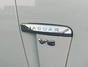 2015 جاكوار اكس اف Prestige