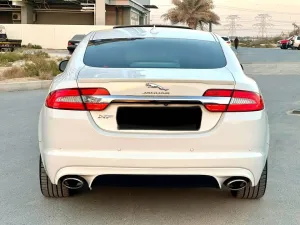 2015 جاكوار اكس اف Prestige