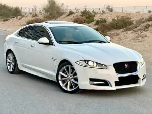 2015 جاكوار اكس اف Prestige