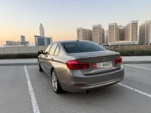 2015 BMW 3-Series 318i