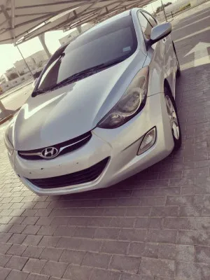 2013 هيونداي النترا SE