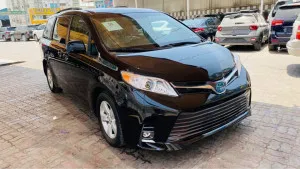 2015 Toyota Sienna Platinum