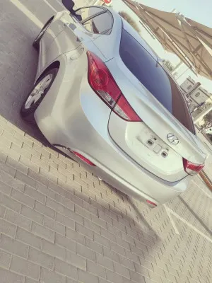 2013 هيونداي النترا SE