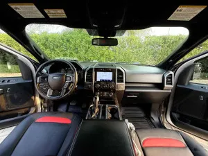 2019 فورد أف ١٥٠ Lariat
