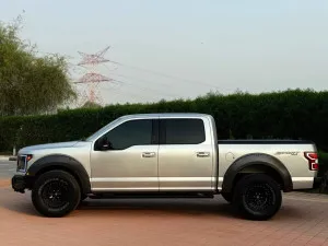 2019 فورد أف ١٥٠ Lariat