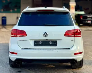 2014 Volkswagen Touareg S