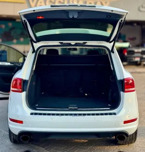 2014 Volkswagen Touareg S