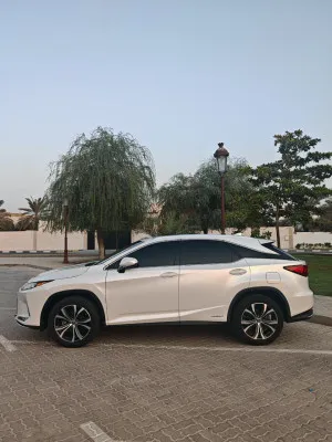 2021 لكزس ار آكس RX 450