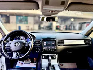 2014 Volkswagen Touareg S