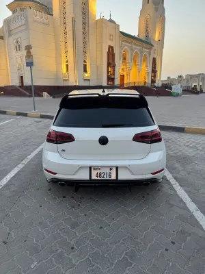 2018 فولجس فاجن جولف R