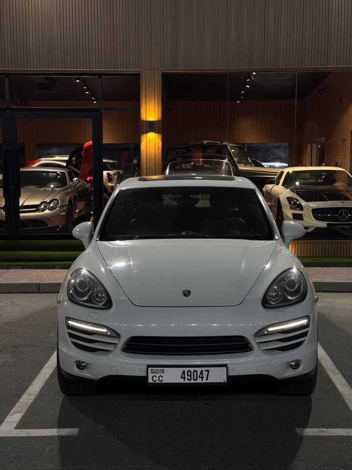 2014 بورش كاين Platinum Edition