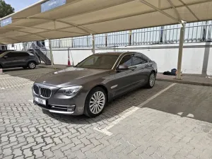 2013 بي أم دابليو الفئة - 7 730LI