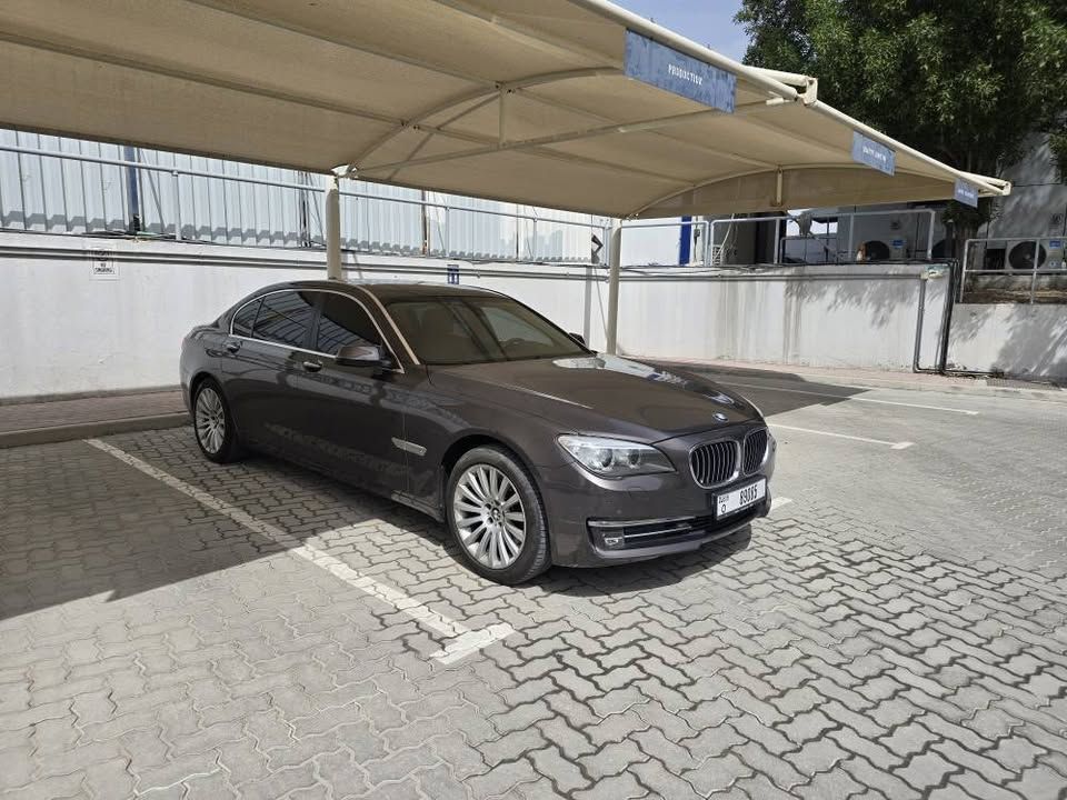 2013 بي أم دابليو الفئة - 7 730LI