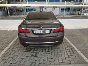 2013 بي أم دابليو الفئة - 7 730LI