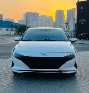2022 هيونداي النترا SE
