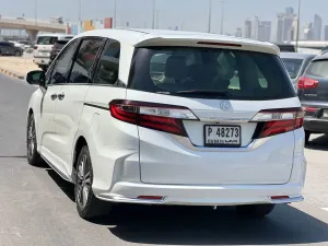 2018 هوندا أوديسي LX