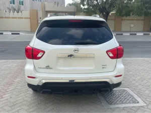 2018 نيسان باثفايندر Platinum
