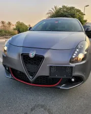 2021 ألفا روميو جويلييتا Veloce