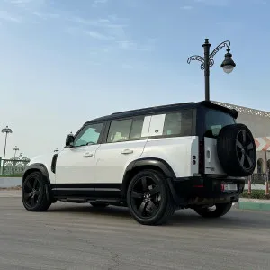 2020 Land Rover Defender P300