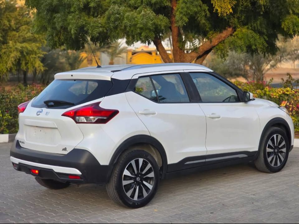 2020 Nissan KICKS SE