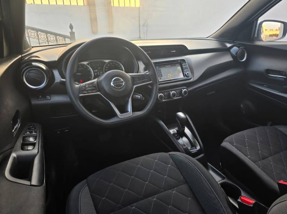 2020 Nissan KICKS SE