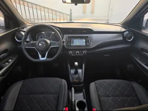 2020 Nissan KICKS SE