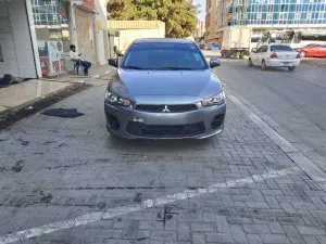 2017 Mitsubishi Sigma